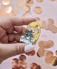 Image 2 of Sabrina portrait pins