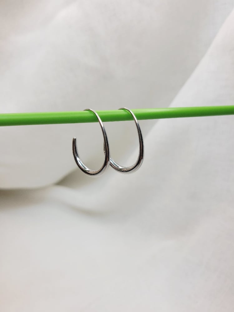 Image of Corinne Hoop Earrings 