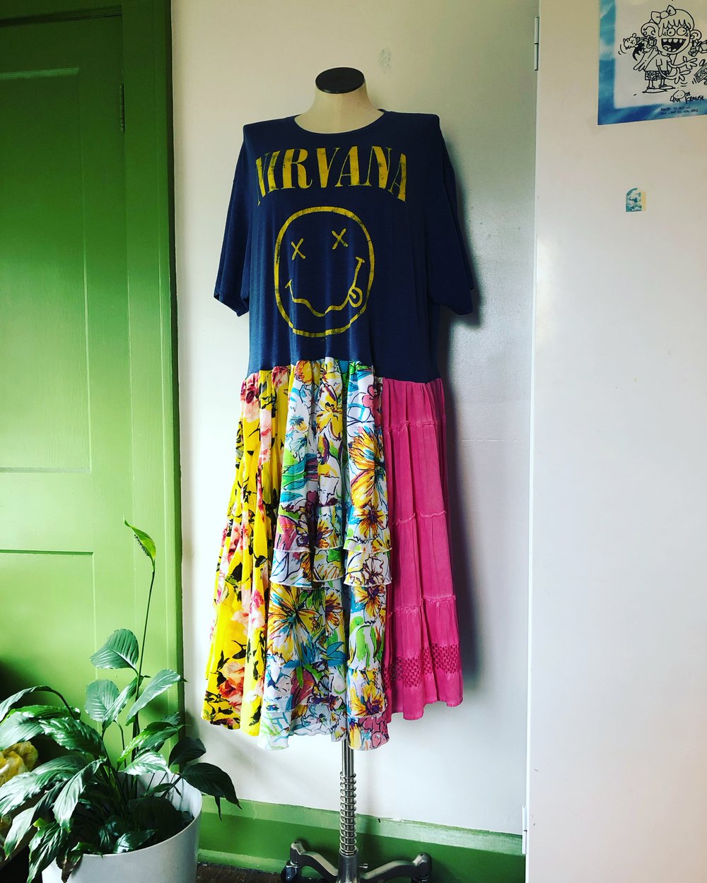 Upcycled NIRVANA flowey t-shirt midi dress