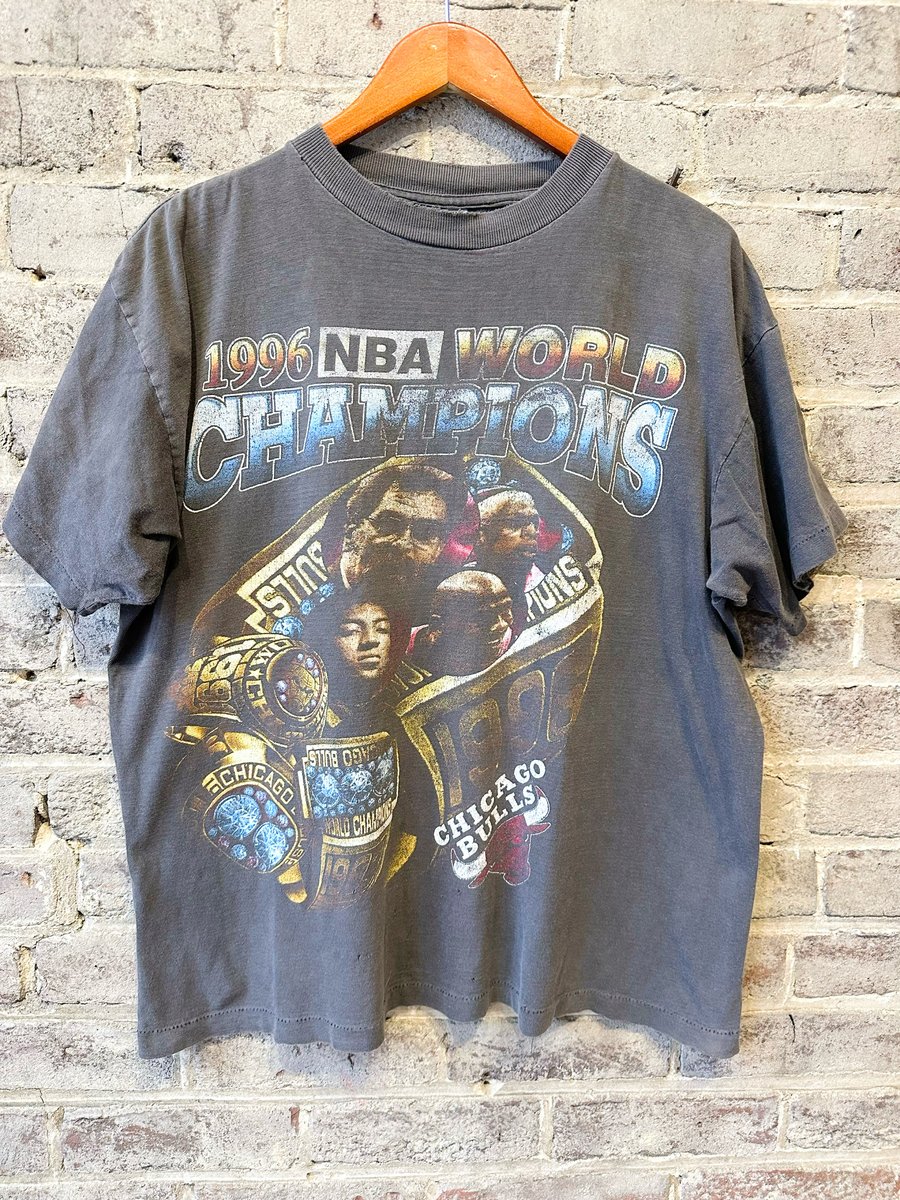 Image of 1996 VINTAGE “CHICAGO BULLS 1996 NBA WORLD CHAMPIONS” SINGLE-STITCHED RAP TEE, SIZE: XL 