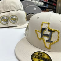 Image 1 of New Era 59Fifty “ Clear Tape” 🤘