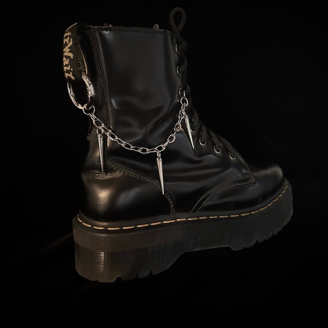 spiked boot chain - 2 pack