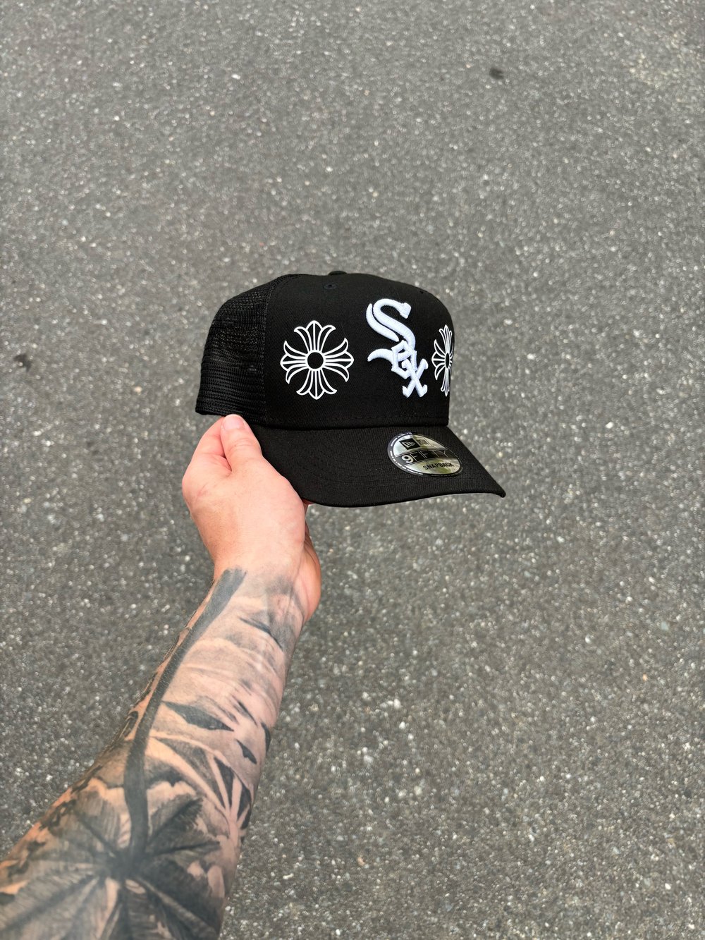 Image of  MESH BACK BLACK CHICAGO WHITE SOX CUSTOM SNAPBACK