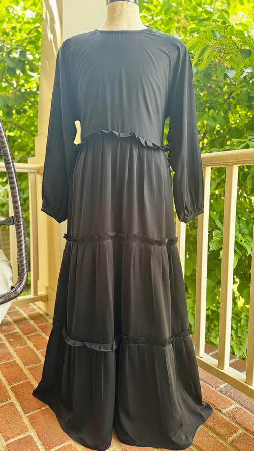 Image of Black Pleated Teir 