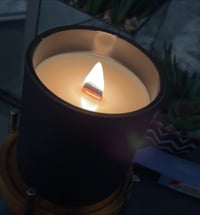 Image 4 of Crackling Wood Wick Candle - 12oz