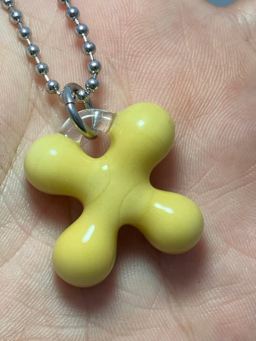 Image of butterscotch clover