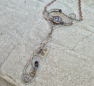Bullet cussings flowers necklace 
