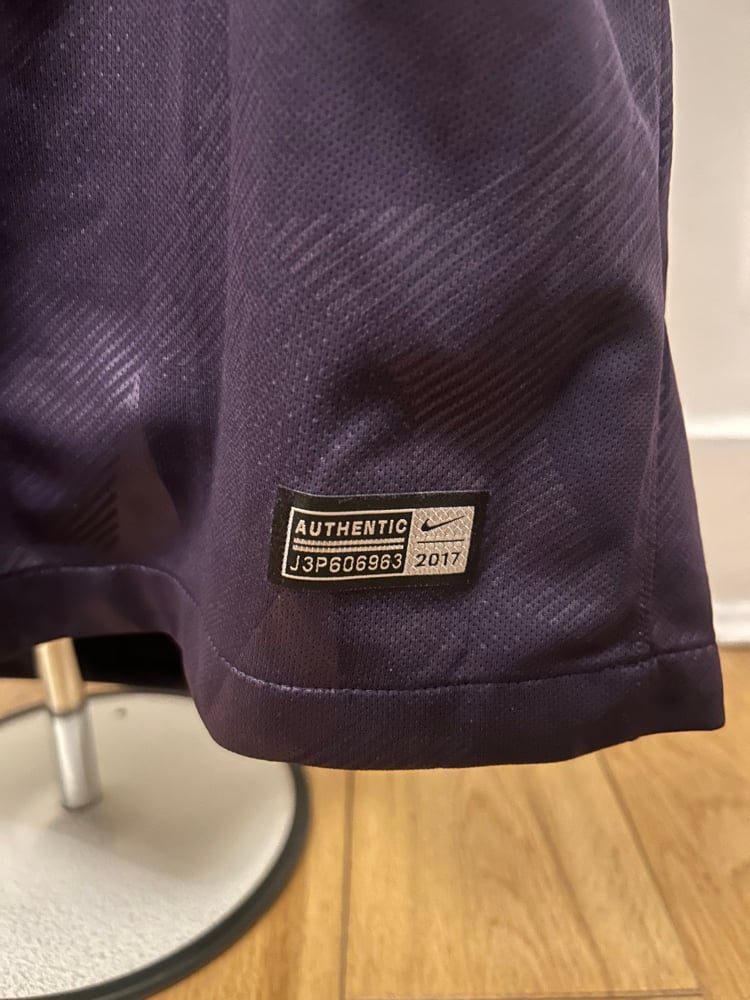 Image of Tottenham Hotspur “DEMBELE 19” 2017/18 Third Shirt + patches (L)