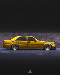 Image 2 of MERCEDES BENZ 500 SEL CUSTOM