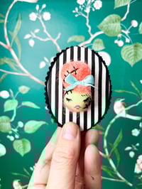 Image 1 of PIN SPOOKY SPARKLE