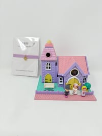 Image 1 of Ensemble bracelet et Polly Pocket L'église Mariage