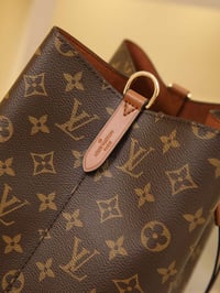Image 5 of Borsa Louis Vuitton -  Néo Noé