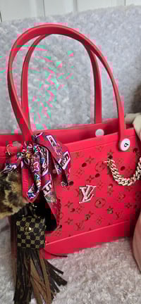 Image 2 of Red Beach Bag, Cup & Tshirt