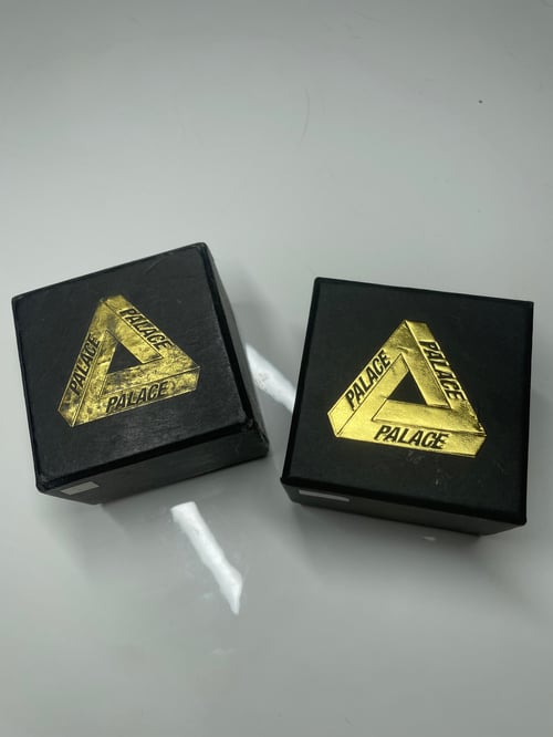 Image of Palace Skateboards 2017 Solid G 9K Sovereign Ring (Triferg)