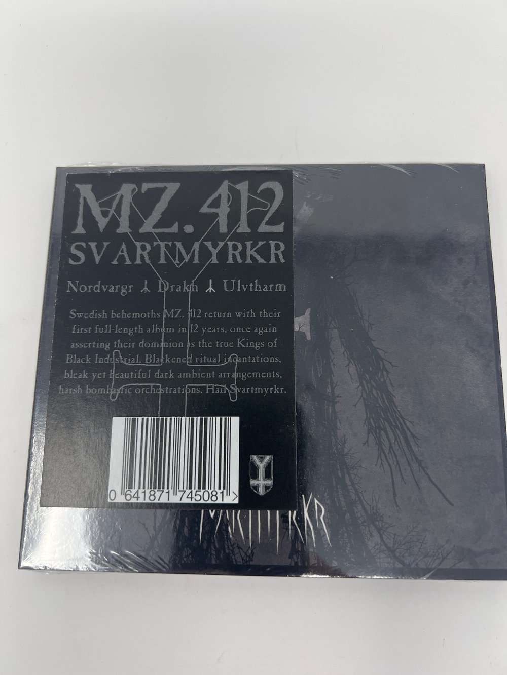 MZ.412 - Svartmyrkr (Cold Spring)