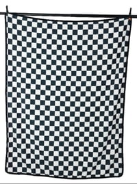 Image 2 of BIG BIRD BLANKET