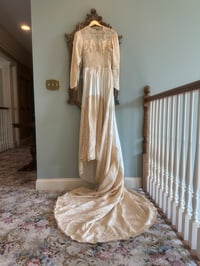 Image 10 of 1940s Satin & Lace 