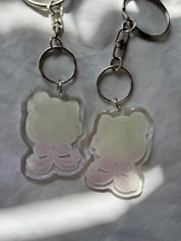 Image 2 of bubble bow acrylic keychain 