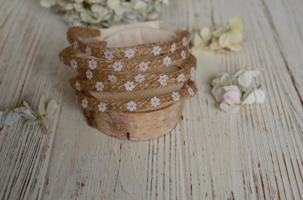 Image of Miniature flowers jute headband 