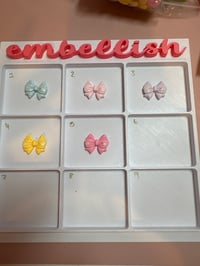 Daisy Bows 