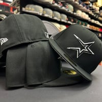 Image 2 of New Era 59Fifty Black- White Shooting Star