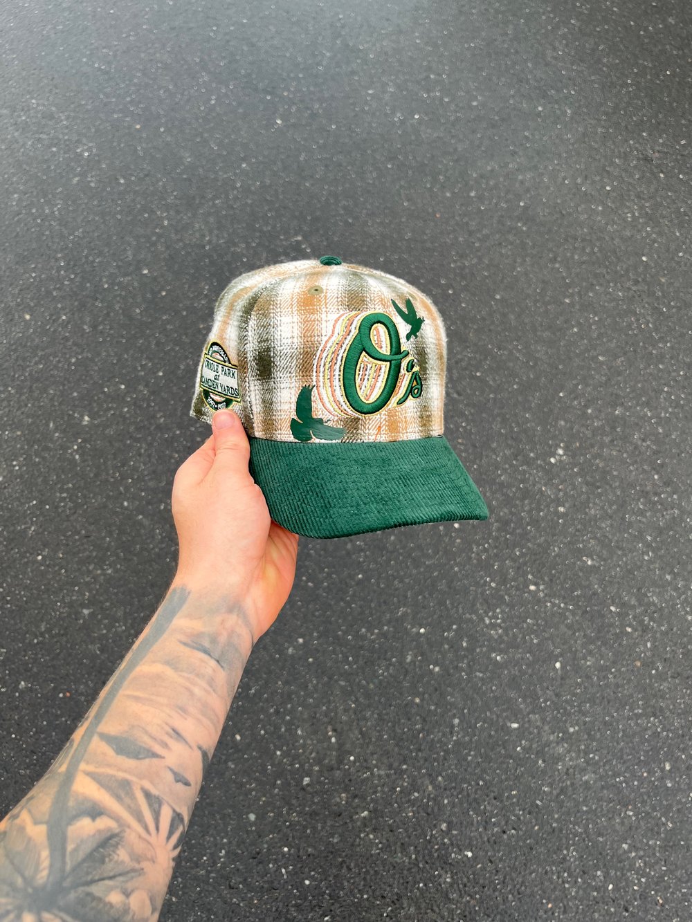 Image of CORDUROY BRIM FLANNEL BALTIMORE ORIOLES CUSTOM FITTED CAPS