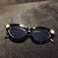 Image 4 of Pearl spider 