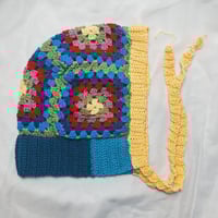 Image 1 of crocheted BONNET 01