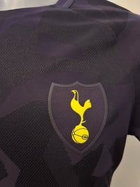 Image 7 of Tottenham Hotspur “DEMBÉLÉ 19” Match Issued Vaporknit 2017/18 Third Shirt (S)