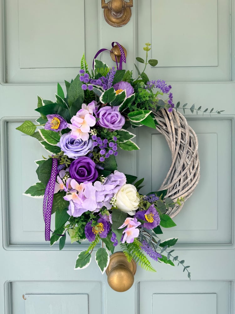 Image of 35cm Purple Wicker 