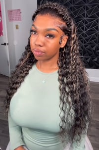 28” 13x6 Highlighted Deepwave Wig (Tsiyu)