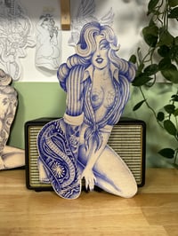 Cutout 12