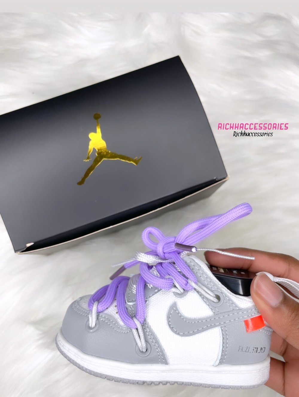 Off-White Nike Dunks Portable Shoe Charger