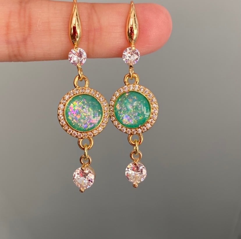Image of ✨Mint Green hook earrings✨