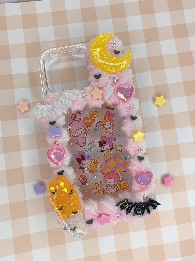 Image of iPhone 15 Pro Max Halloween Melody decoden phone case
