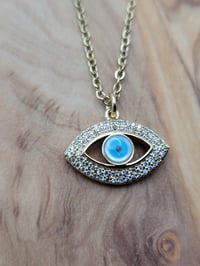 Image 3 of Eye necklace protection