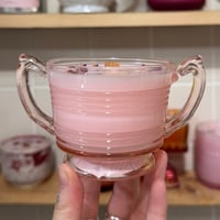 Image 1 of pink grapefruit scented candle