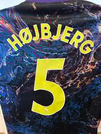 Image 5 of Tottenham Hotspur “HOJBJERG 5” 2021/22 Away Shirt + patch (L)
