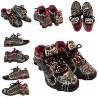 Image 1 of 1 of 1 size 9.5w/EU41 NIKE SHOX pink and black