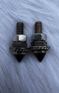 Image 2 of Onyx Spike Bolts