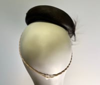 Image 2 of Brown straw percher