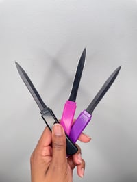 Image 3 of Hidden Comb Knife 