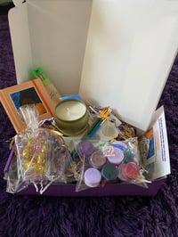 Image 1 of Design your own: Art Therapy Kit 