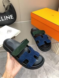 H Chypre Slides