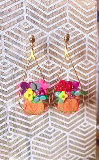 Floral Potted Hoops