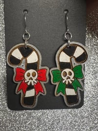 Candy cane skulls 