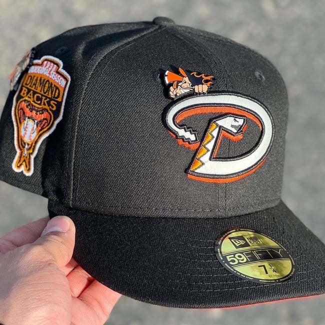 The Shining Pin - Spooky