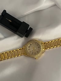 Image 2 of Gold glitzy watch & link remover 