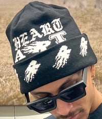 Image 2 of WORLD FAMOUS Shooting R Beenie 