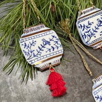 Image 4 of Bird Lantern Decoration